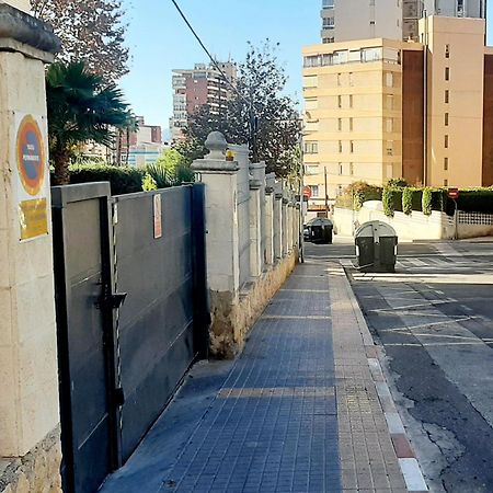Vacanza Luxury Complex- Parking , Pool Only In The Summer , Rincon De Loix Apartamento Benidorm Exterior foto