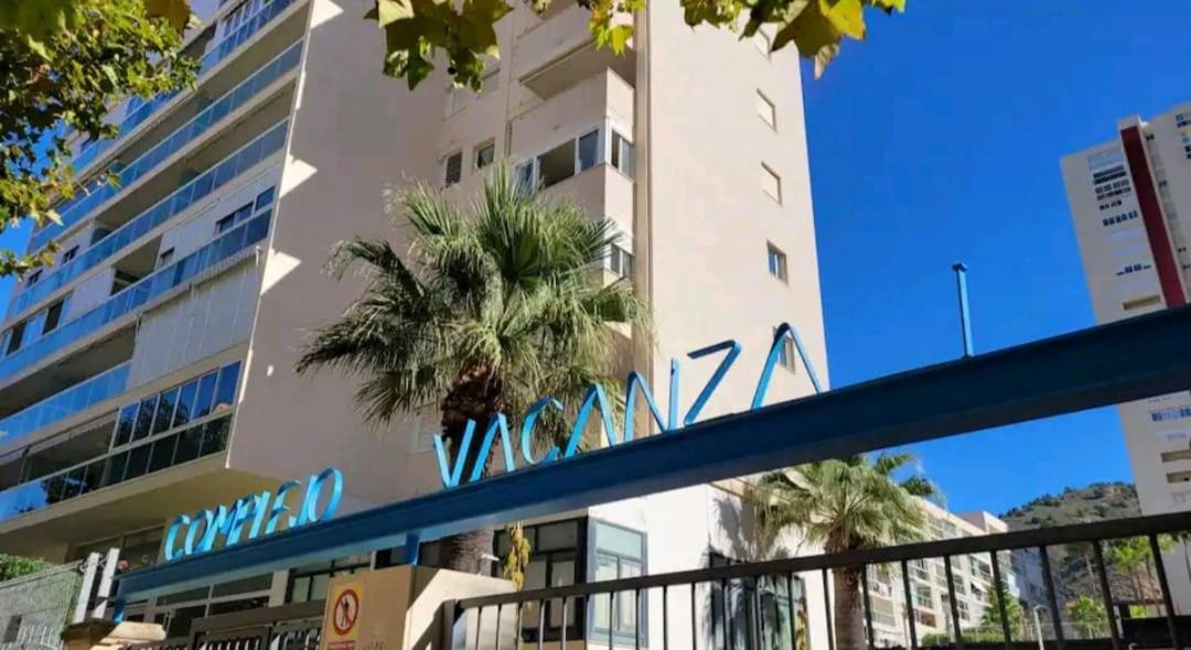 Vacanza Luxury Complex- Parking , Pool Only In The Summer , Rincon De Loix Apartamento Benidorm Exterior foto