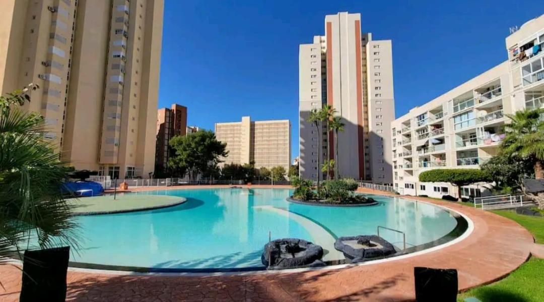 Vacanza Luxury Complex- Parking , Pool Only In The Summer , Rincon De Loix Apartamento Benidorm Exterior foto