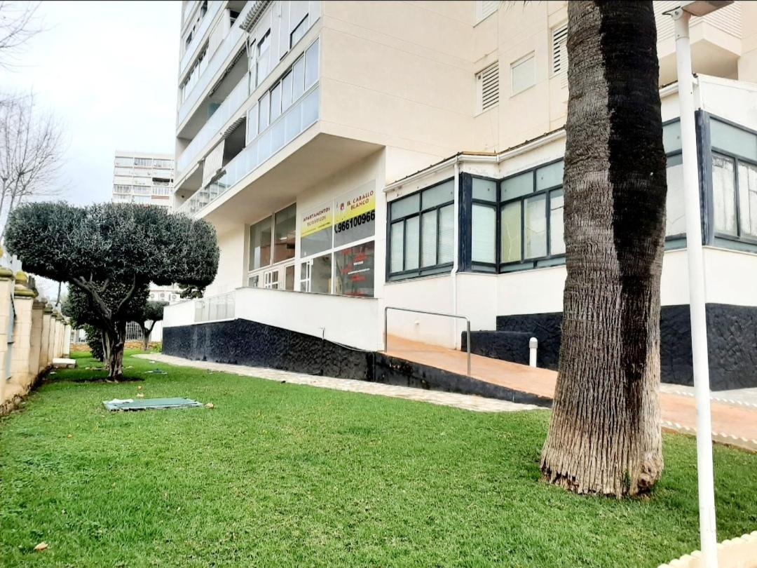 Vacanza Luxury Complex- Parking , Pool Only In The Summer , Rincon De Loix Apartamento Benidorm Exterior foto